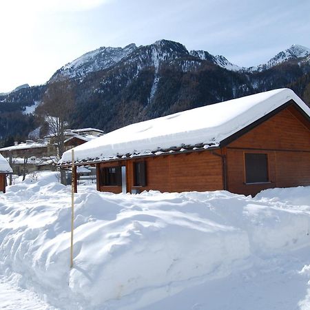 Margherita Camping & Resort Gressoney-Saint-Jean Bagian luar foto