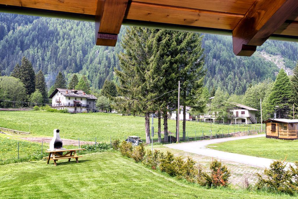 Margherita Camping & Resort Gressoney-Saint-Jean Ruang foto
