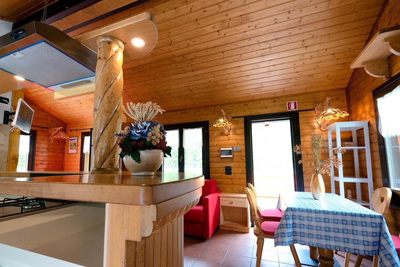 Margherita Camping & Resort Gressoney-Saint-Jean Bagian luar foto